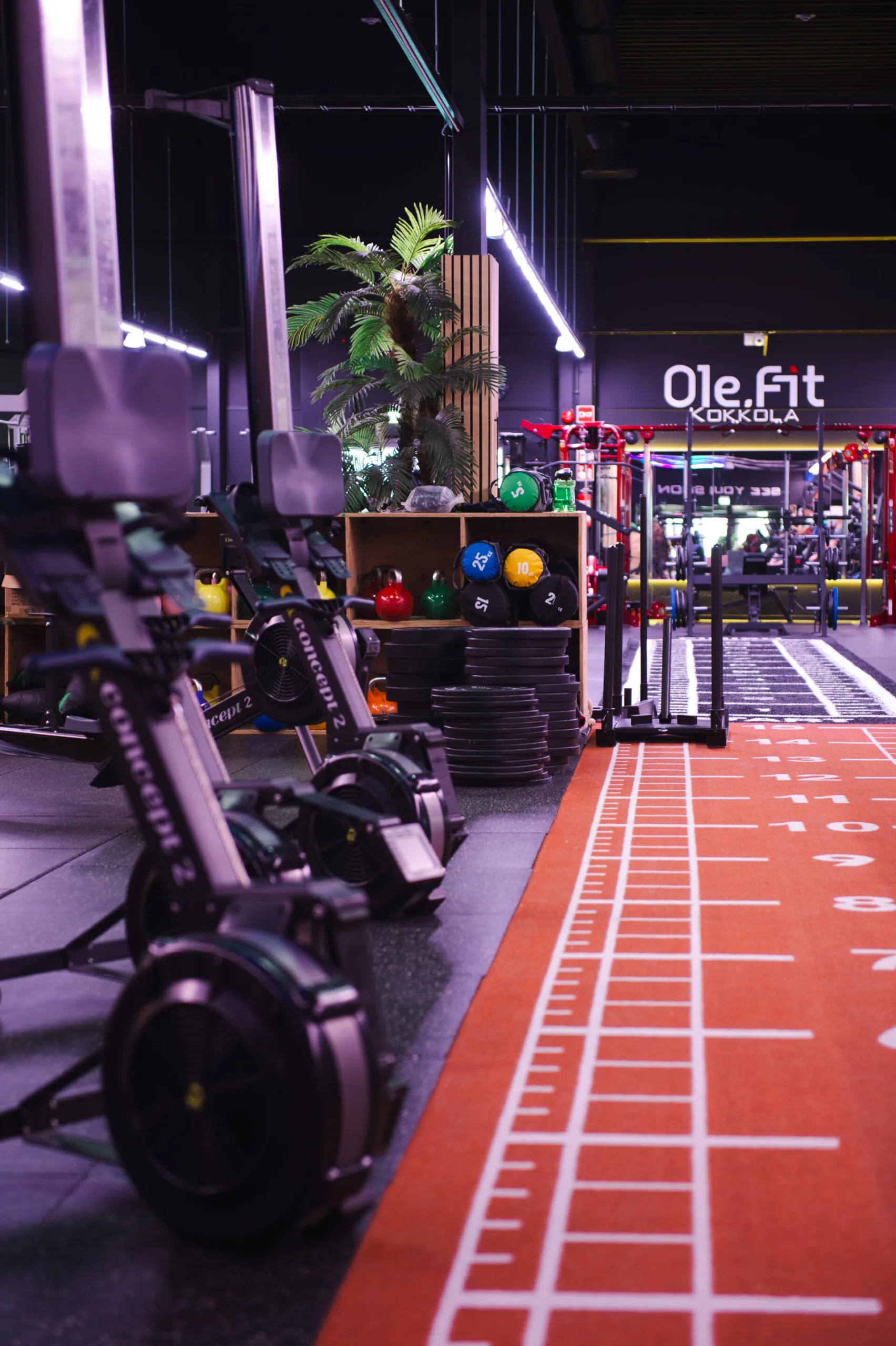 Ole.fit Kokkola - 1700 m² kuntosali Hotel Wasto Inn treenihotellissa